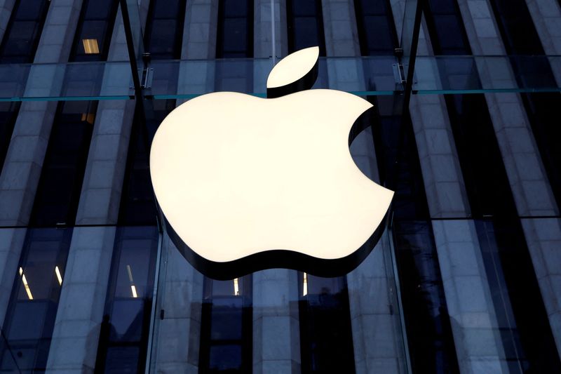 اپل از تامین کنندگان می خواهد قوانین گمرکی چین را رعایت کنند