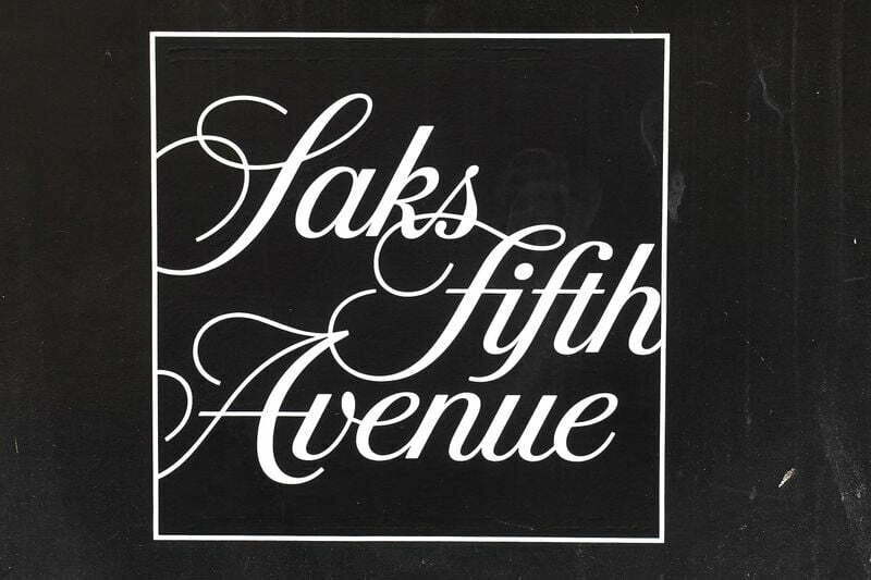 واحد تجارت الکترونیکی Saks Fifth Avenue قصد دارد IPO را با ارزش 6 میلیارد دلار انجام دهد