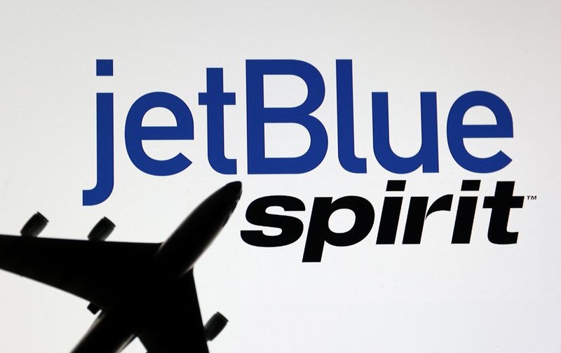 جت بلو (JetBlue Airways) حاضر به عقب نشینی نیست!